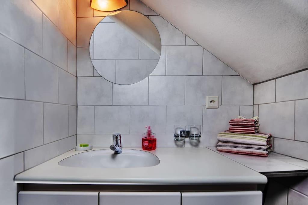 Apartment Navah Uetendorf Ngoại thất bức ảnh